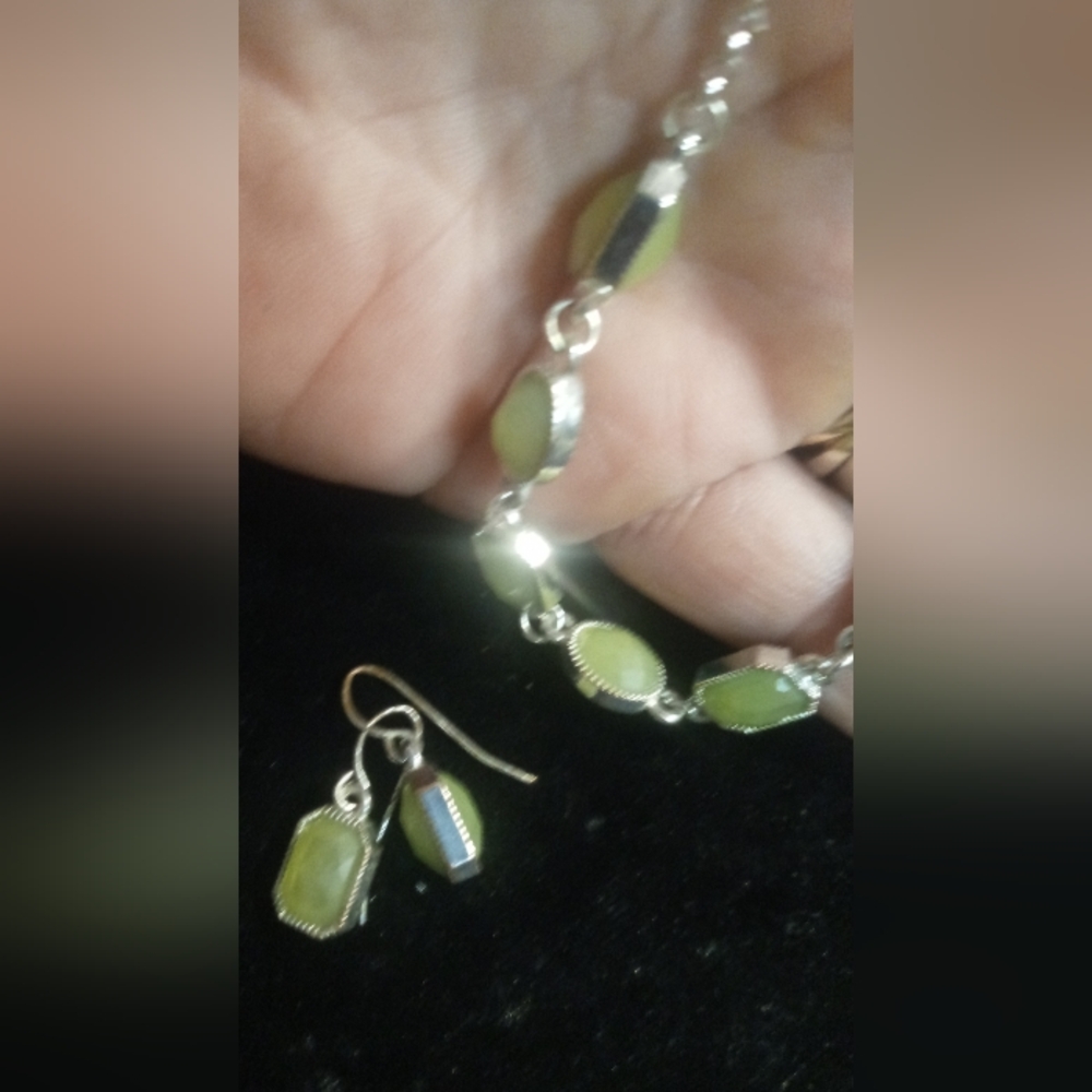 Lia Sophia Green Double Sided Crystal Cut Necklace & Earrings.